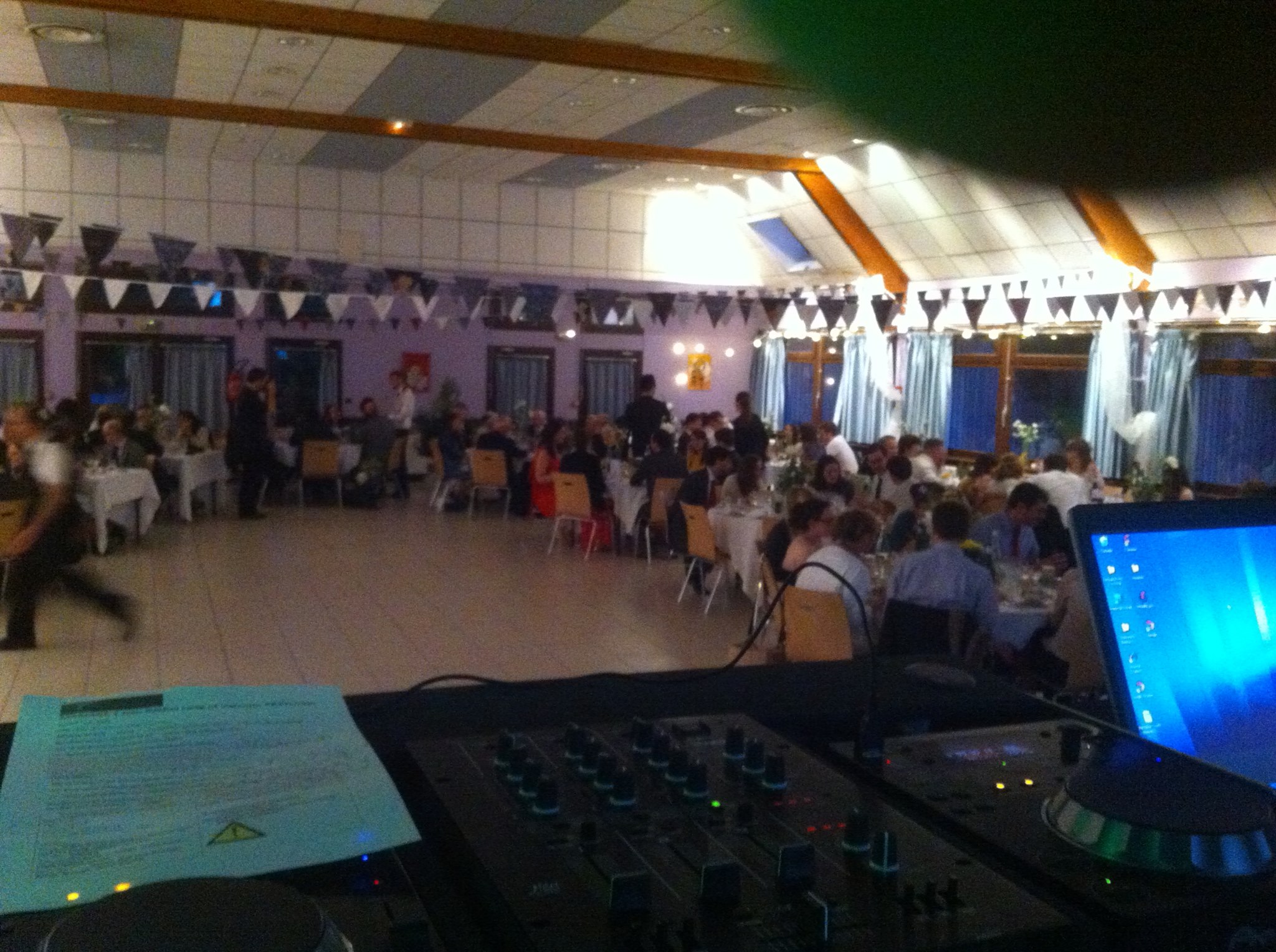 DJ mariage, anniversaire, soirée d'entreprise